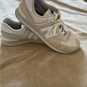 New Balance Men's Beige and White Athletic Shoes